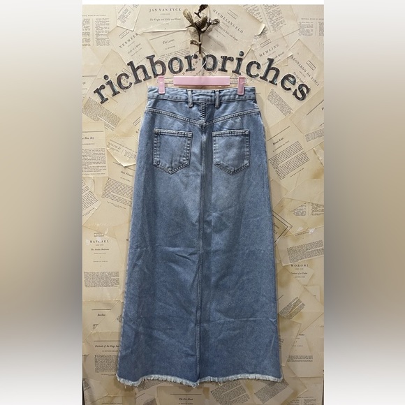 Anthropologie Pilcro Madi Front Slit Denim Maxi Skirt Raw Hem Positano WashBlue - Picture 7 of 7